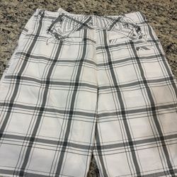 Quiksilver Shorts White Blue Plaid Size 36 Casual Pocket Beach Mens