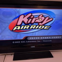 GameCube With 6 Games  120$ Luigi’s Mansion Kirby Air Ride