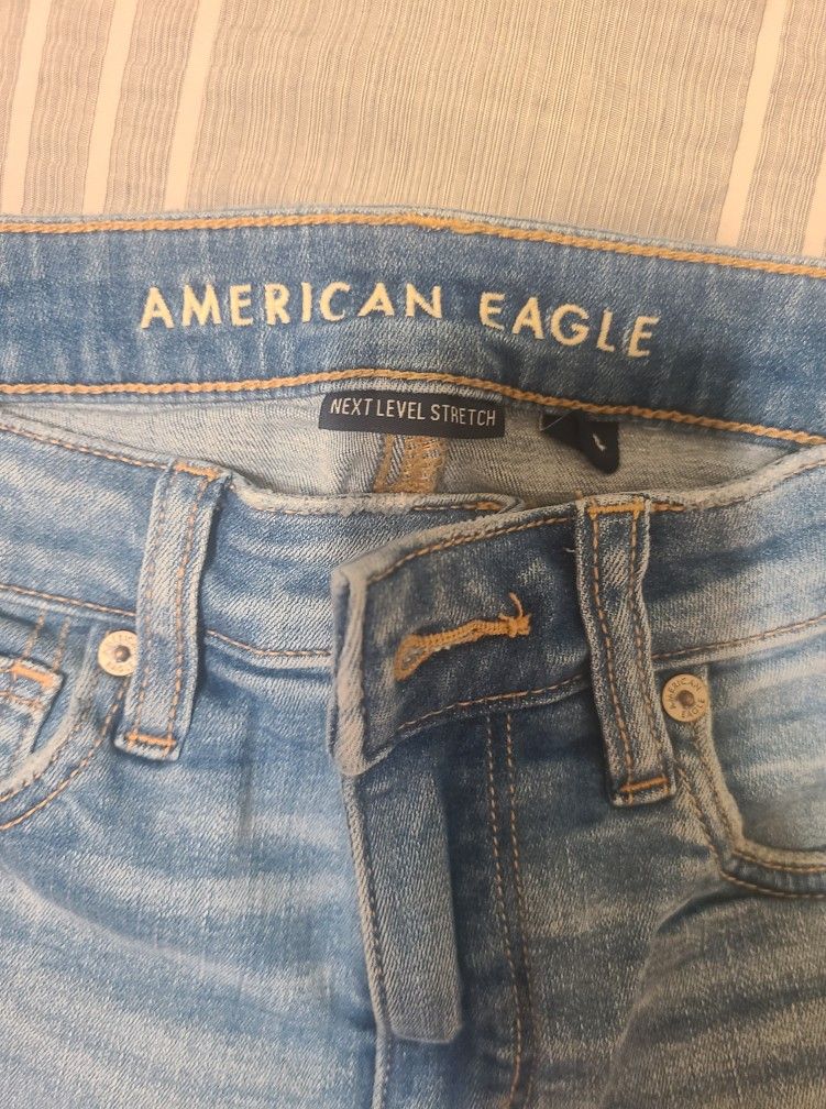 Jr Girl Shorts. AE