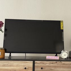 Vizio Tv ** Moving Sale ** ** July 4th Sale**