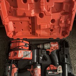 Milwuakee m18 drillset