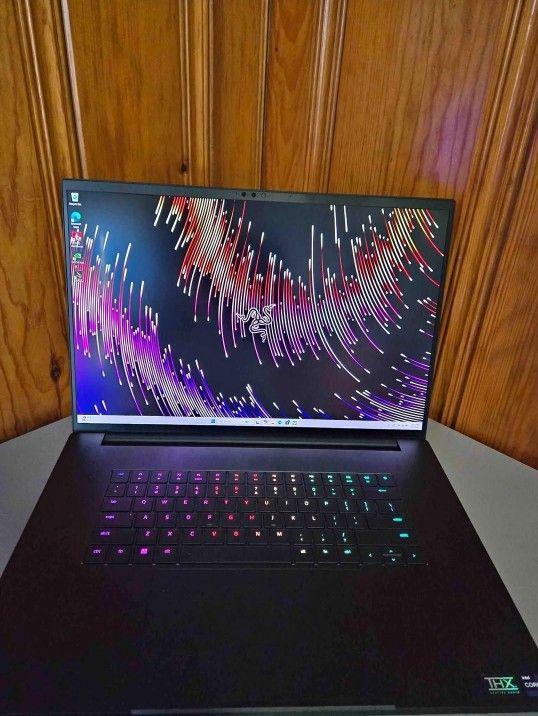 Razer Blade 18 Gaming Laptop