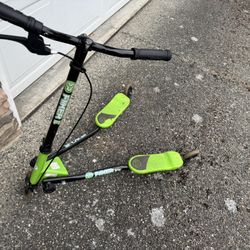 Flicker scooter