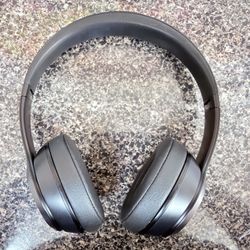 Beats Solo 3, Model:  A1796