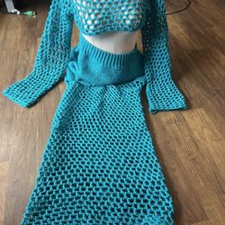 Handmade crochet 2 piece outfit skirt and shirt