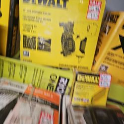 Dewalt 15g Coil Roofing Nailer 