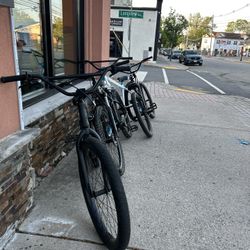 Matte Black Blocks Flyer Se Bike 26inch