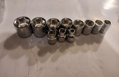 STANDARD SOCKETS
