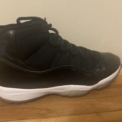 (Slightly Used) Jordan Size 13 [Still Look Very Nice!] Jim