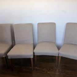 4 Chairs 