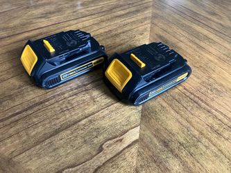 DeWalt 20V Max Lithium Ion Batteries – Lot of 2