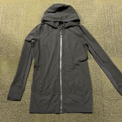 *Lululemon Zip up Sweatshirt 