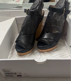 Women Shoes Size 9