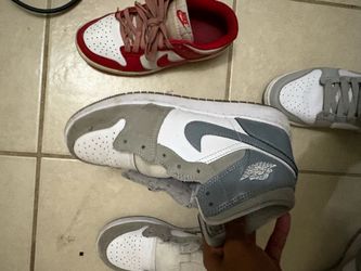 Jordan 1s, panda dunks