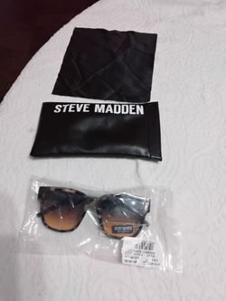 Steve Madden Sunglasses with Case