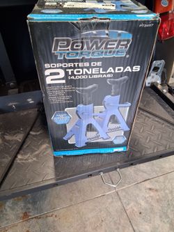 Jack stands