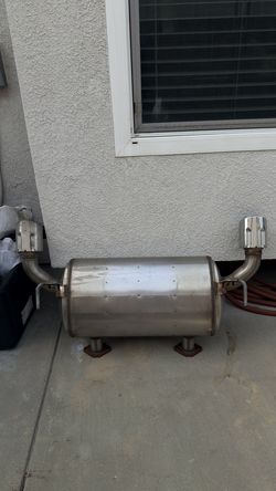 2017 Infiniti Q60 Oem muffler