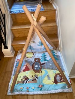 Skip hop camping cubs baby teepee play mat