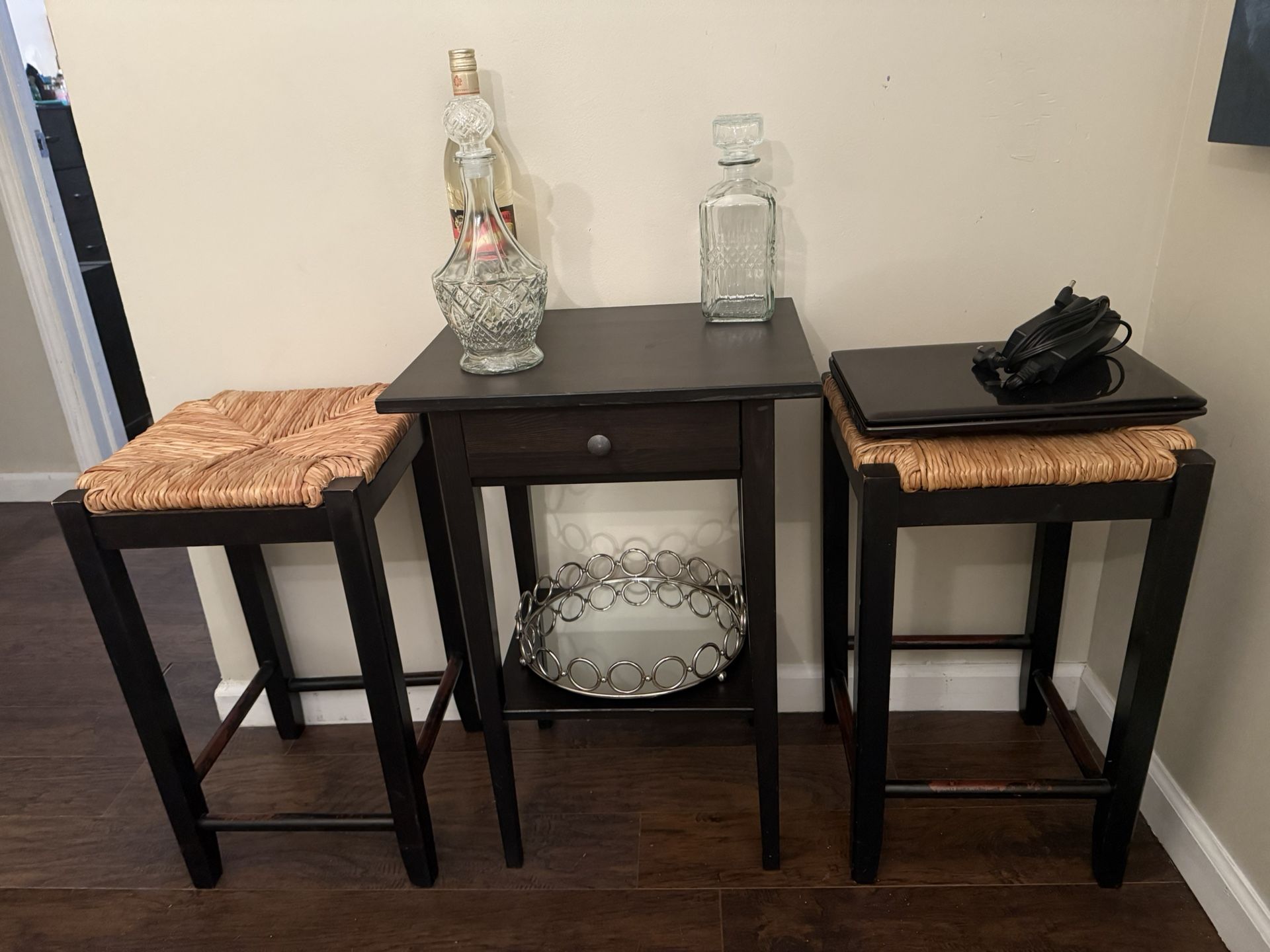 Contemporary Home Living “Dark Espresso Unique LISO Square Shaped Top End Table with Drawer and Shelf