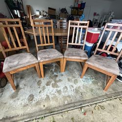 Table & 4 Chairs