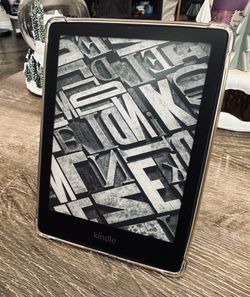 Amazon Kindle Paperwhite Signature Edition (32 GB)– Black
