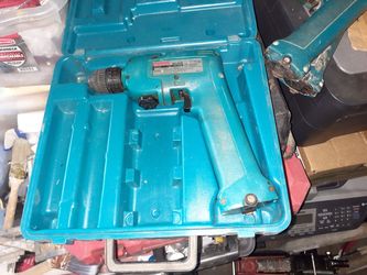 Makita drill with battery