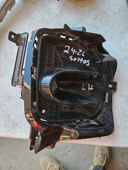 Kia seltos left fog light Oem