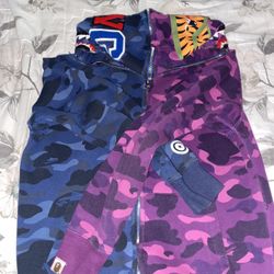 Bape Jacket/hoodie . Size Medium 