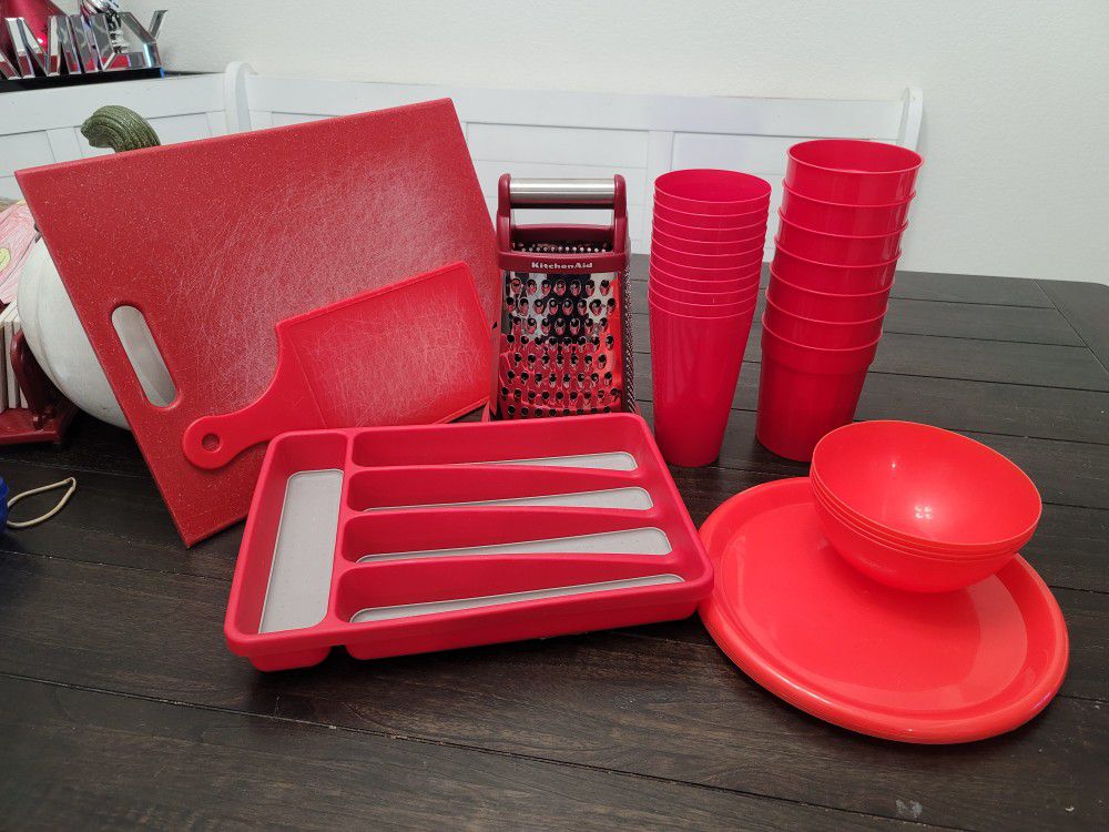 Red kitchen items