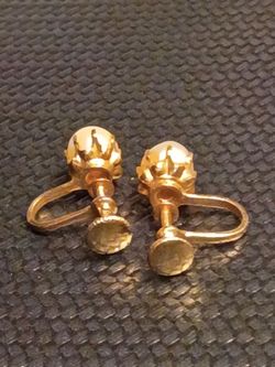 Gold & Pearl Antique Screw-Back Earrings