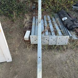 Fence 7 Galvanized Post 3”x3”, 10” Square Plate.