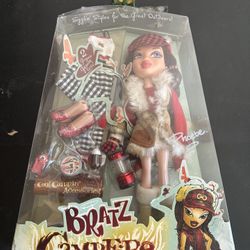 Bratz Campfire Phoebe 