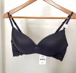 Black Wireless Bra - L