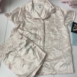 Girls Clothing 