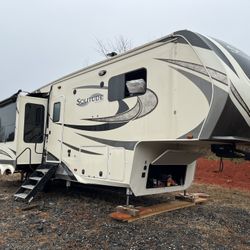 Solude Grand A Disown