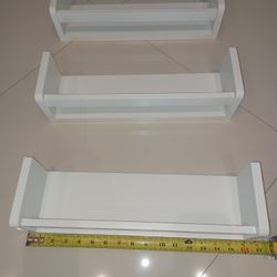 Solid Wood Wall Mount Baby Book Shelfs 