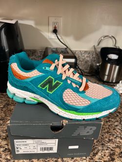 New Balance Classic Traditionnels size 9.5m