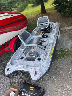 Boat Bass Pro for two people with all https://offerup.com/redirect/?o=ZXF1aXBtZW50Lm9uZQ== time used