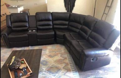 New black power recliner sectional couch / free delivery