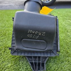 AIR CLEANER INTAKE FILTER HOUSING BOX DUCT OEM

FORD EXPEDITION 2018-2024 ENGINE