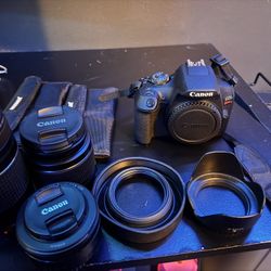 Rebel T7 With Lense Kit