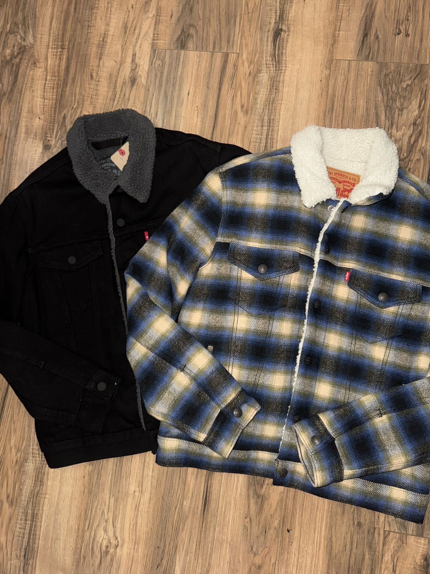 New Men’s Size Medium Levi’s Sherpa Jacket