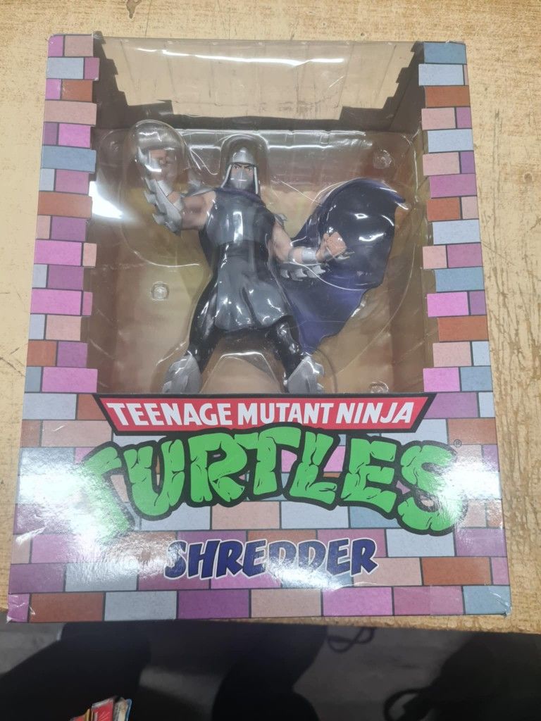Teenage Mutant Ninja Turtles Shredder 1:10 PVC Statue
