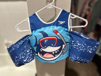 Speedo swim vest
