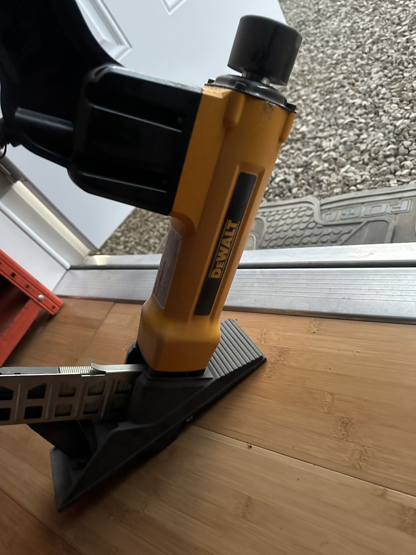 DEWALT Flooring Stapler, 2-in-1 Tool (DWFP12569