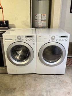 Set LG washer machine and gas Dryer heavy duty everything works we deliver