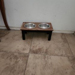 Double Diner For Dogs Medium Height 