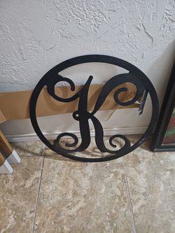 Black wood circle vine monogram wall