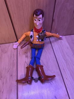 1999 toy story woody #272 no hat