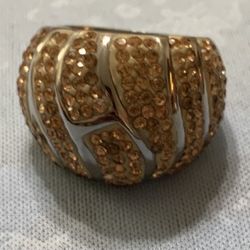 Woman’s Ring
